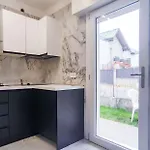 In 45666 Apartment