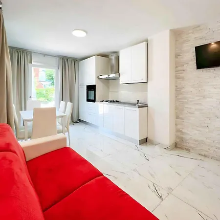 In 45666 Apartment